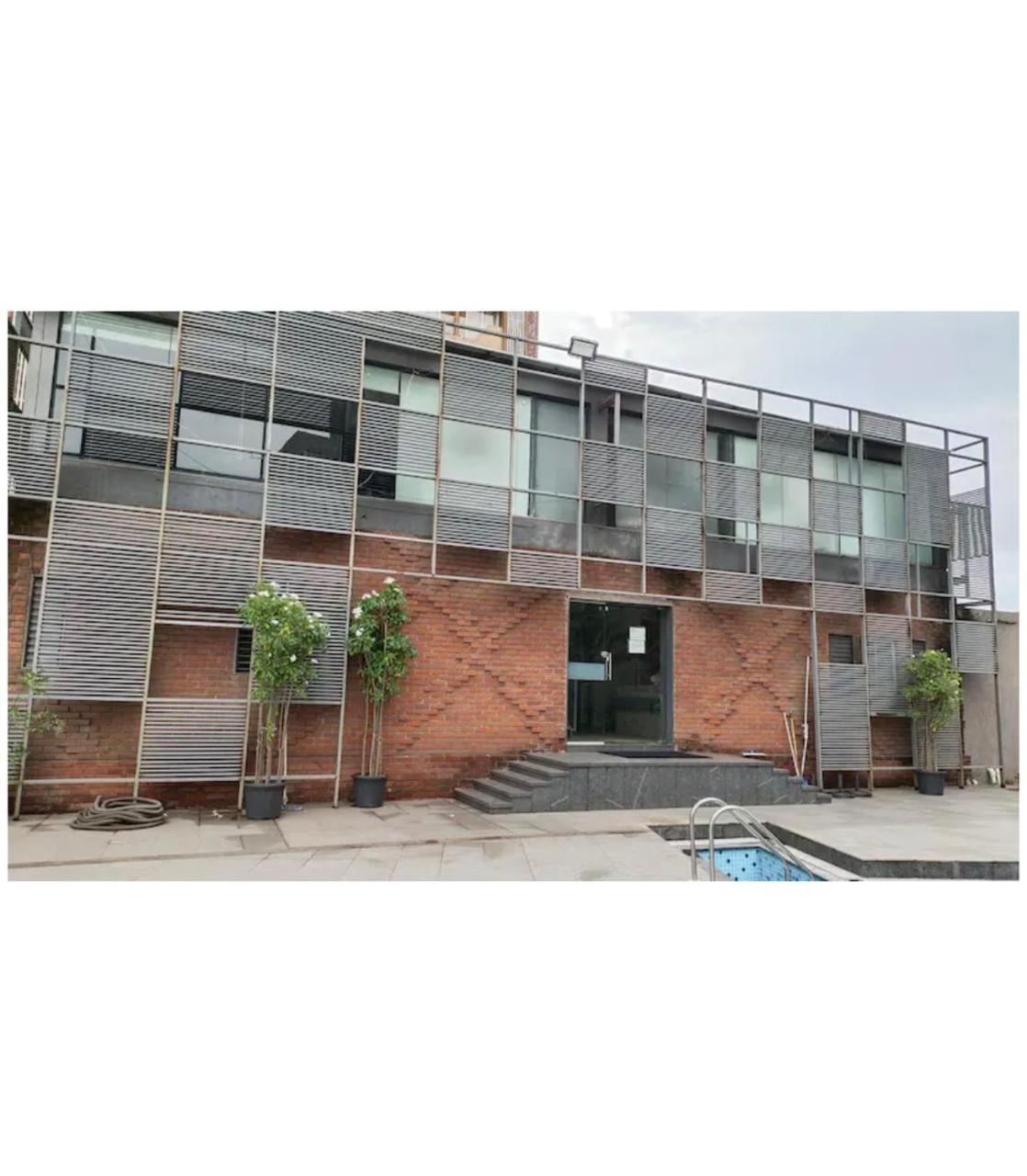 Weekend Address By Honest Homes Surate Exterior foto